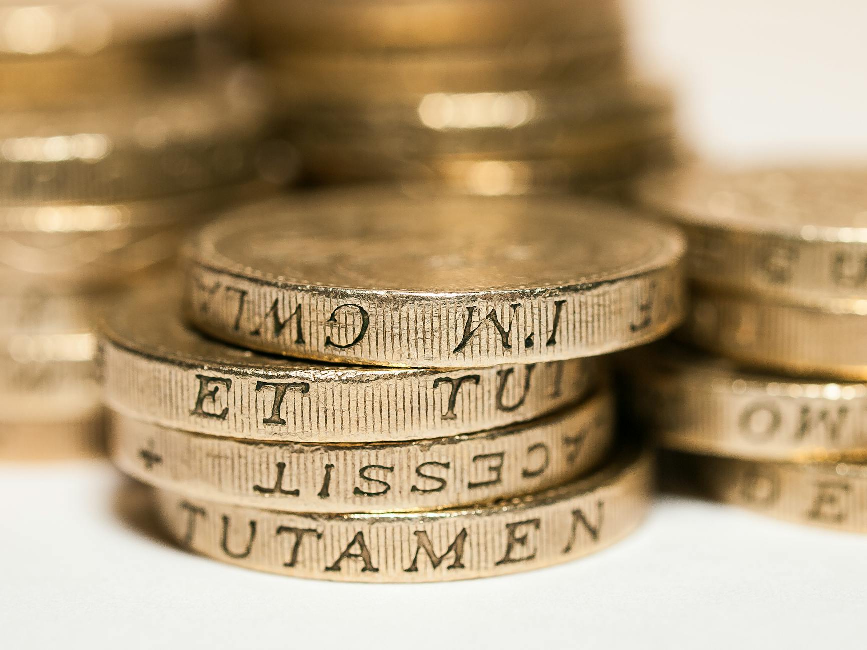 How to Start Investing with Just £50 a Month in the UK